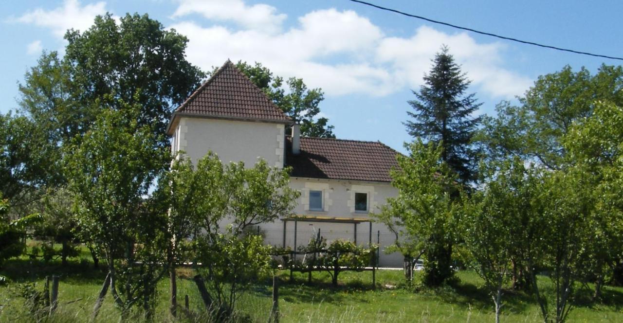 VILLA CLIMATISEE AVEC PISCINE PRIVEE à L'OREE DU PERIGORD Brignac-la-Plaine Esterno foto