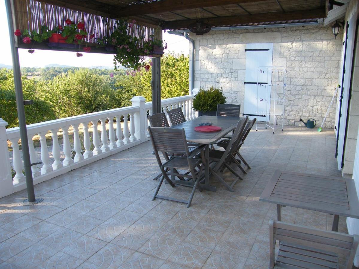VILLA CLIMATISEE AVEC PISCINE PRIVEE à L'OREE DU PERIGORD Brignac-la-Plaine Esterno foto