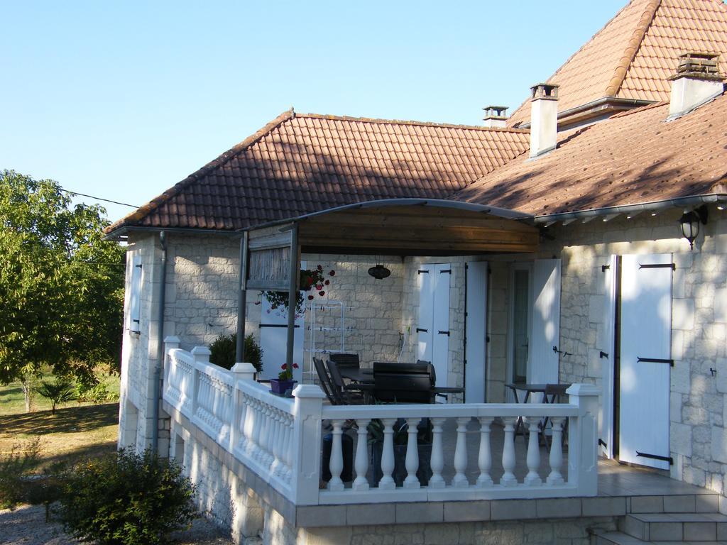 VILLA CLIMATISEE AVEC PISCINE PRIVEE à L'OREE DU PERIGORD Brignac-la-Plaine Esterno foto